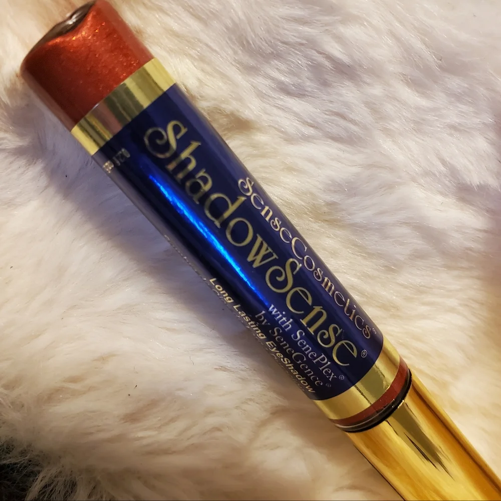 SeneGence shadowsense long
